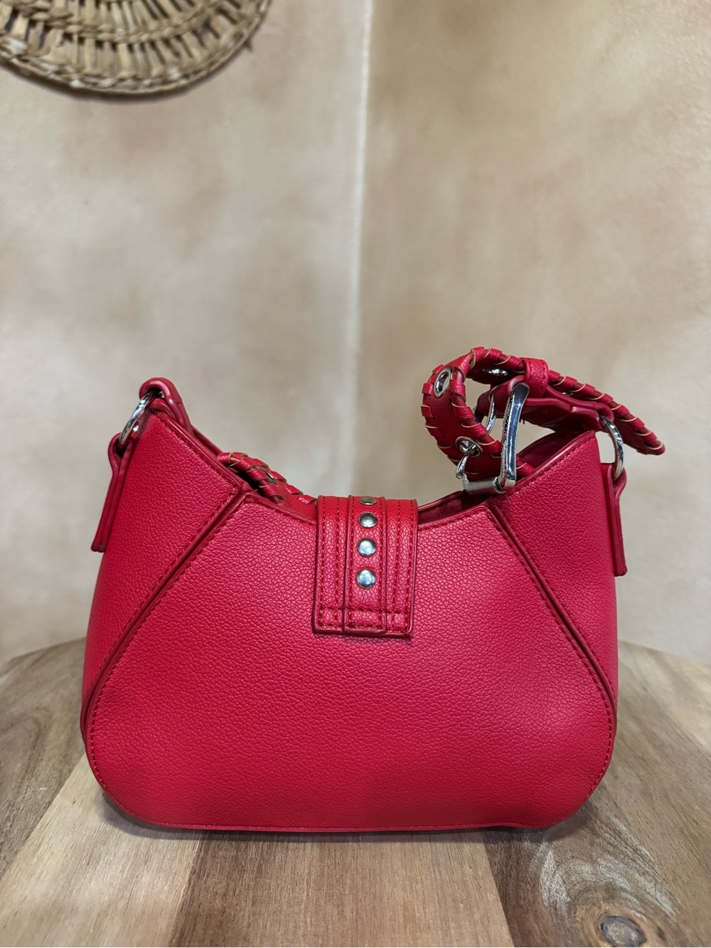 Silence + Noise Devon Shoulder/Crossbody
Bag
#urbanoutfitters - Picture 5 of 10